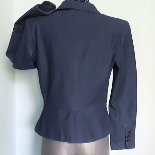 In Linea women's fitted denim blazer