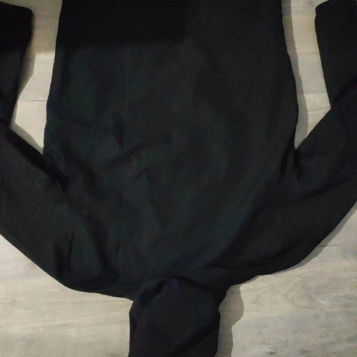 Under Armour hoodie like new, black, size M