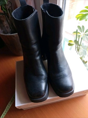 Ragazza women's boots size 41 like new