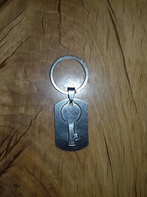 Keychain original like new, silver