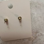 Earrings new gold color with pouch