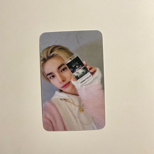 Stray Kids Hyunjin Lomocard new kpop
