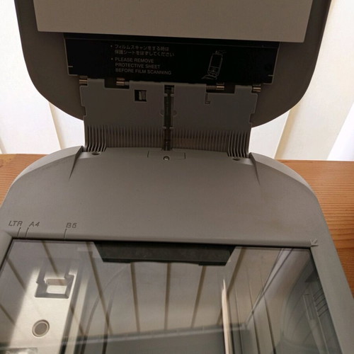 Canon CanoScan 4400F professional scanner like new