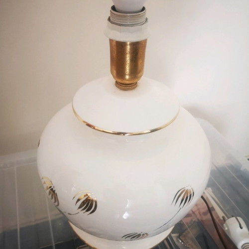 Porcelain lamp used