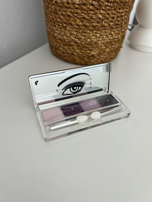Clinique eyeshadow quad new, shade 10 pink & purple