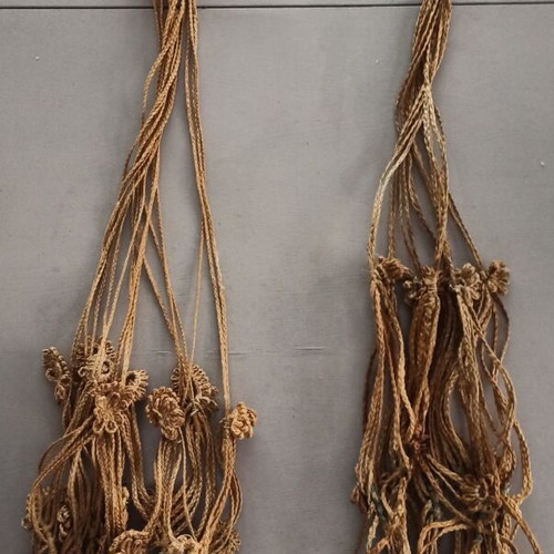 Macrame hanging set of 2 pieces like new with handmade basket