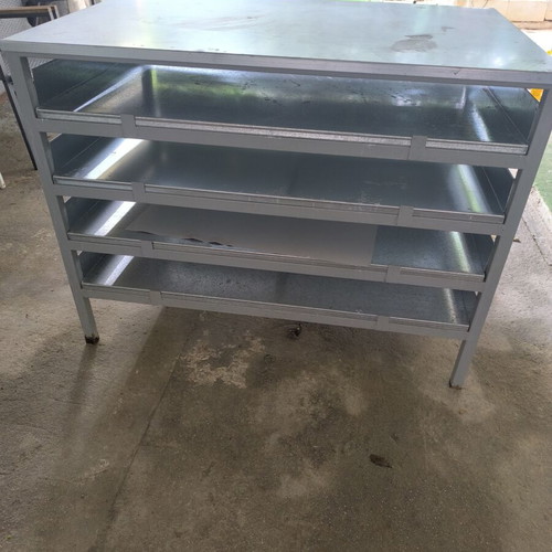 Metal Heavy-Duty Chest of Drawers with 4 Drawers like new