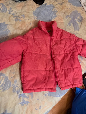 Benetton mini puffer jacket used for 3-4 years old