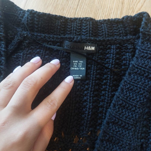 H&M Black Knitted Short Sleeve Cardigan like new, size XS