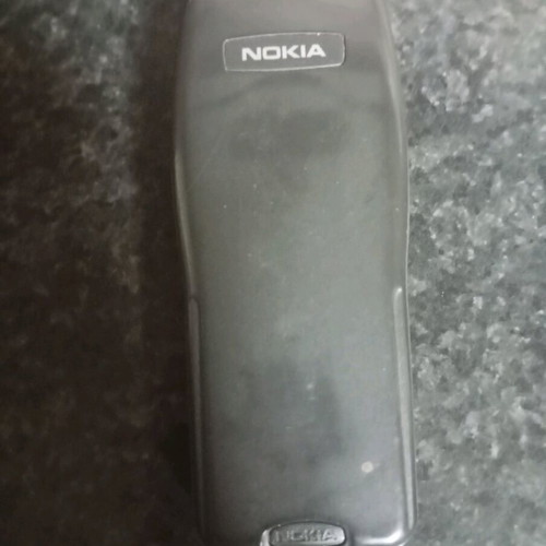 Nokia 3210 used with marks on front
