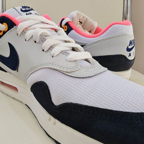 Nike Air Max women's sneakers, size 40.5, 26cm insole