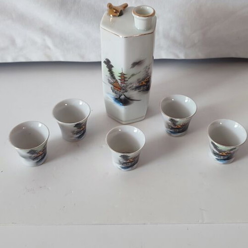 Hayasi China vintage Japanese porcelain sake set, 6 pieces