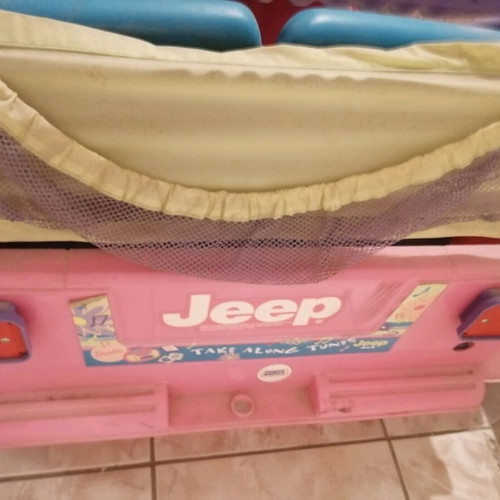Αυτοκίνητο Barbie jeep μεταχειρισμένο για μικρά κοριτσάκια με μπαταρία