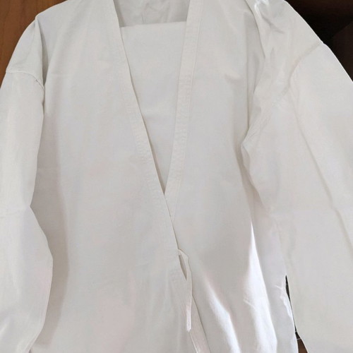 Taekwon Do uniform used, size XL, white belt