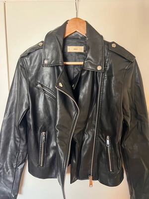 Mango leather jacket used, size M, black