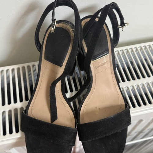 Stradivarius black suede block heeled sandals, size 37