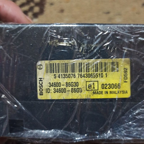 Display clock for Suzuki IGNIS 2003-2008 used, 34600-86G30