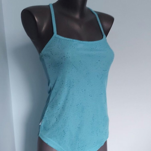 Vergi Fashion women's tops pack of 2, like new, lycra