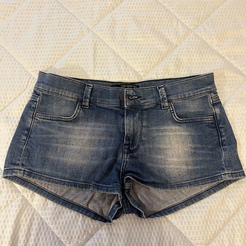 Zara denim shorts like new, women's size 40