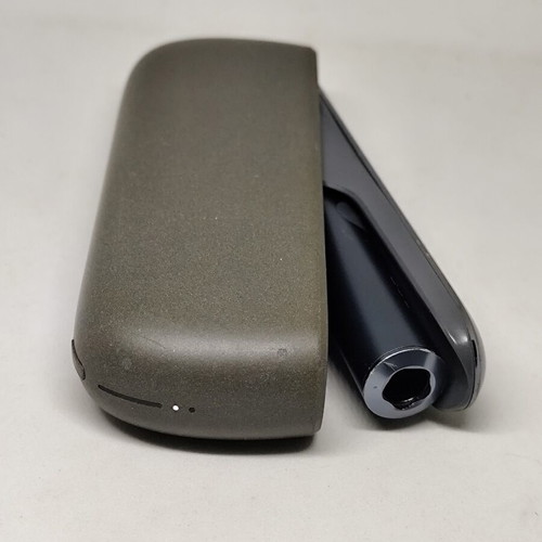 IQOS ILUMA device Pebble Grey like new with charging cable