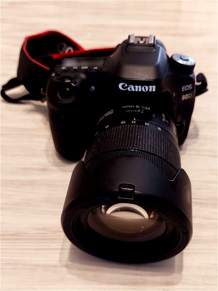 Canon 80d  24 mp me fako EFS 18-135 mm f/3.5 5.6 is usm.