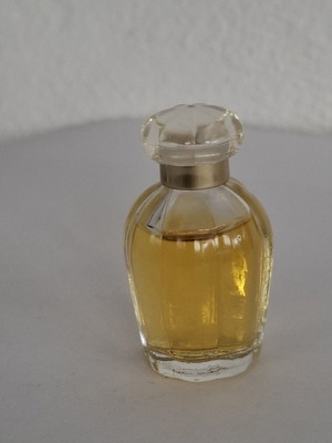 Oscar de la Renta Parfums Stern Neuilly Cedex 0.13 Oz μινιατούρα καινούργιο