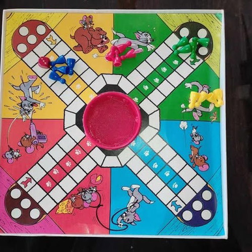 Tom and Jerry board game used, Who's Chasing Whom