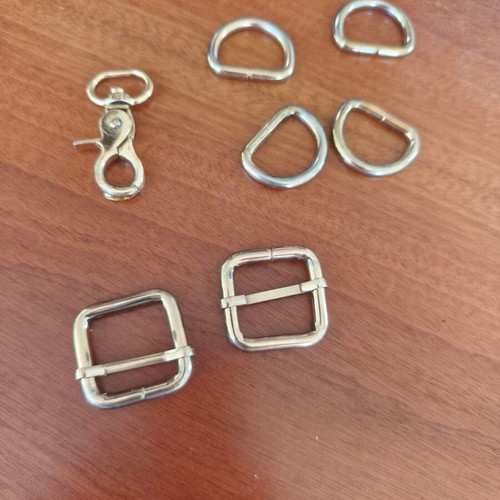 Bag rings and accessories like new, gold color set