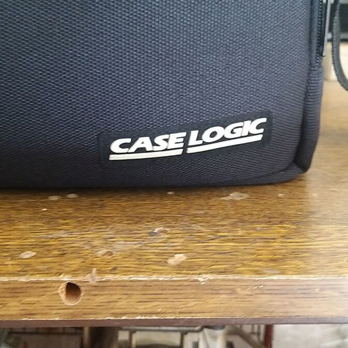 Caselogic Carrying Bag like new, adjustable interior, black