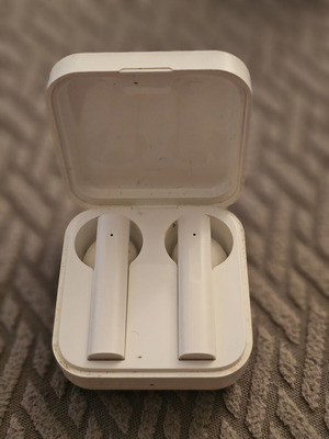 Xiaomi Mi True Wireless Earphones 2 Basic σαν καινούργιο με θήκη φόρτισης