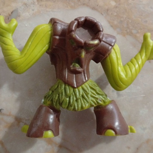 Giochi Preziosi Vintage Rotten Leaf Gormiti figure