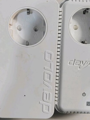 Devolo set of 4 devices like new