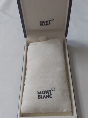 Кутия Montblanc употребявана с възглавничка