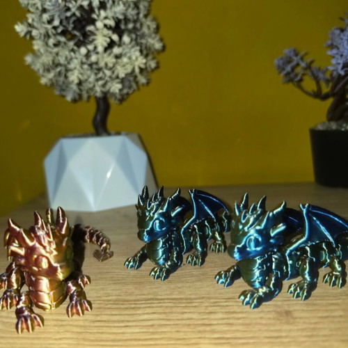 Dragon miniature figure new, detailed fantasy collectible