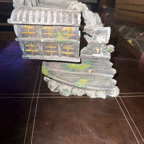 Aquarium decoration "Sunken Galera" like new