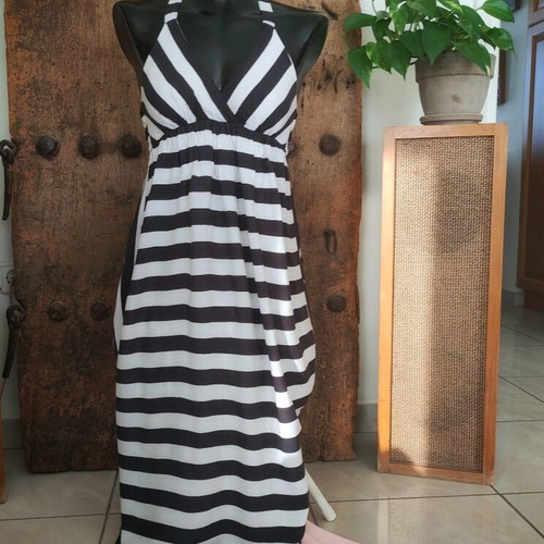 Maxi dress with striped halter like new, multicolored