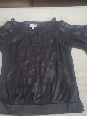 Karen Millen blouse black airy like new, size S