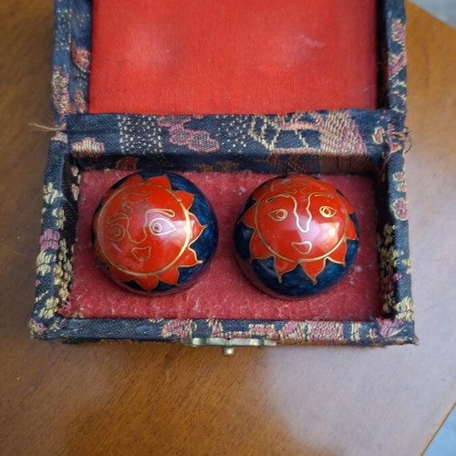 Baoding Balls Cloisonné set like new with authentic case