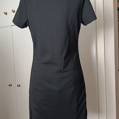 Soyaconcept mini dress like new, size M, black, short sleeve