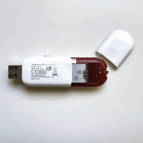 Vodafone K3715 3G USB Modem like new