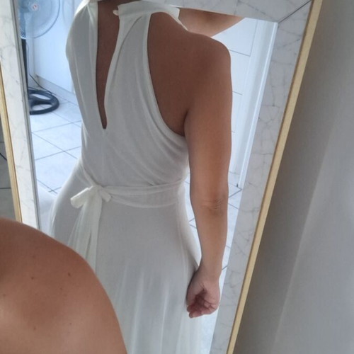 White formal dress with tulle, like new, size small, maternity friendly