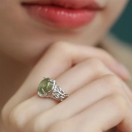 Silver 925 ring with green stone, vintage adjustable