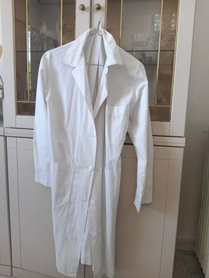Medical Nursing Physiotherapy Coat Medium to Large, like new