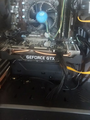 Дъно msib250 с процесор i5 7500 употребявано