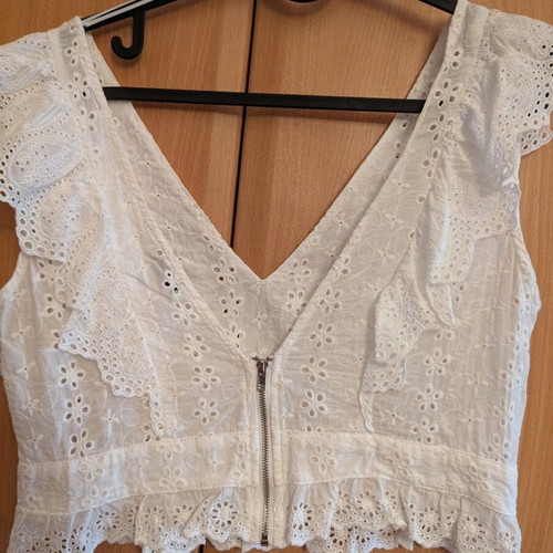 Toi&Moi broderie set white maxi skirt and top like new