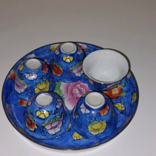 Vintage Japanese porcelain miniature saki tea set used