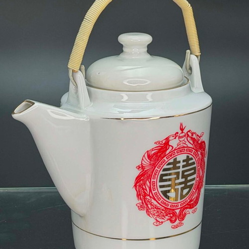 Tatung Vintage Porcelain Teapot used, 17 cm height