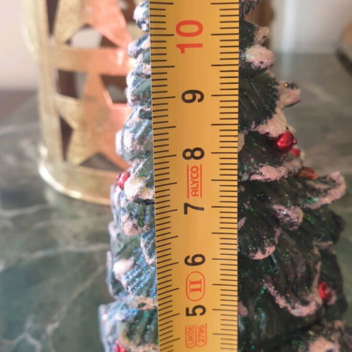 Christmas decorations like new, pack with 2 trees, 1 wooden and 1 wax