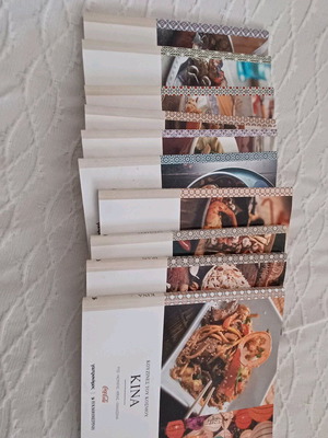 Cookbook set recipes from around the world 10 volumes like new