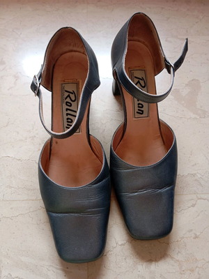Rollini leather pumps like new, gray, size 39